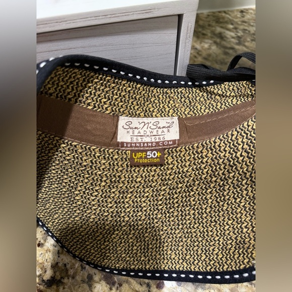 Sunnsand Packable Visor - Picture 8 of 8